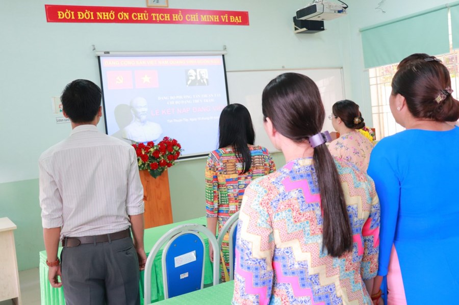 Nhấn vào ảnh để phóng to