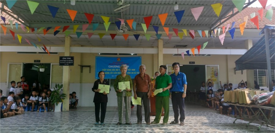 Nhấn vào ảnh để phóng to
