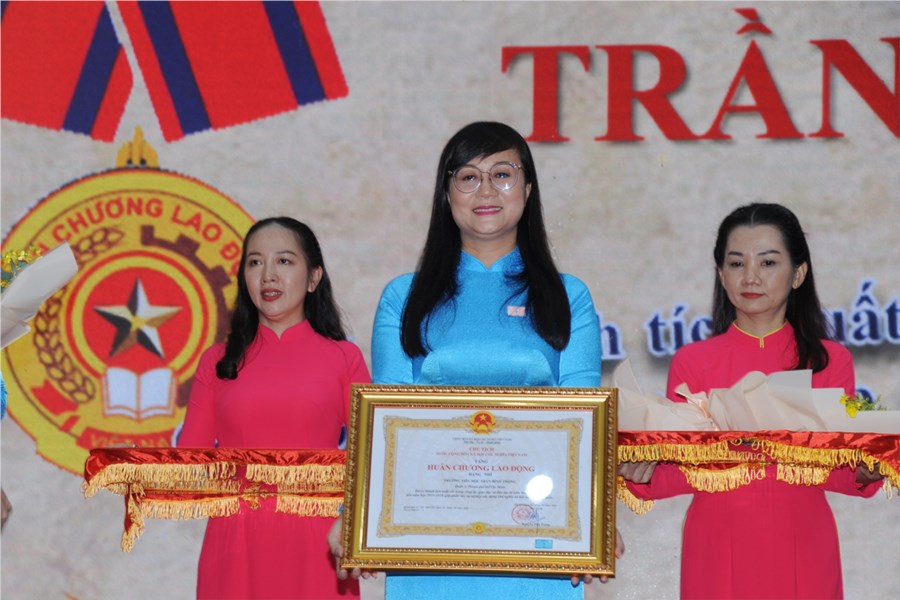 Nhấn vào ảnh để phóng to