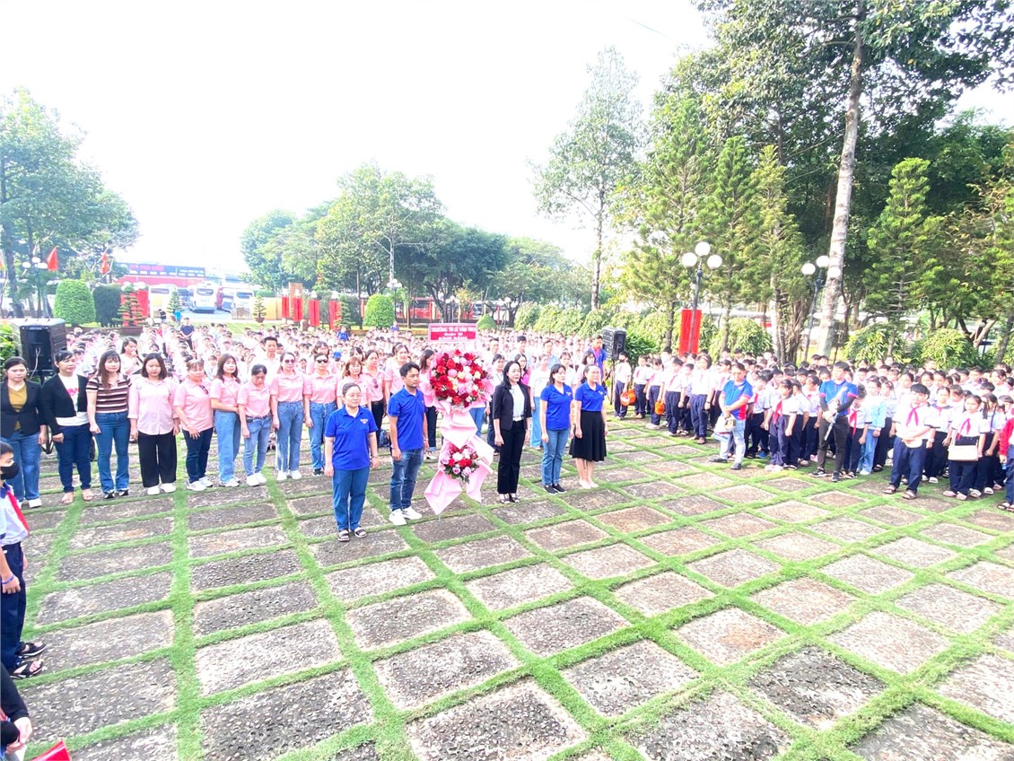 Nhấn vào ảnh để phóng to