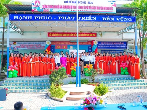 Trường Tiểu học Tân Quý Tây 3 Khai giảng năm học 2025 - 2026