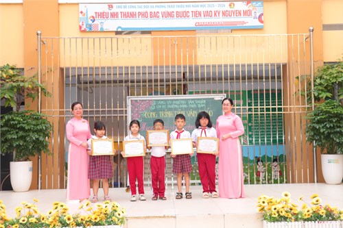 Công trình dân vận khéo năm 2026: Trao tặng xuất cơm bán trú